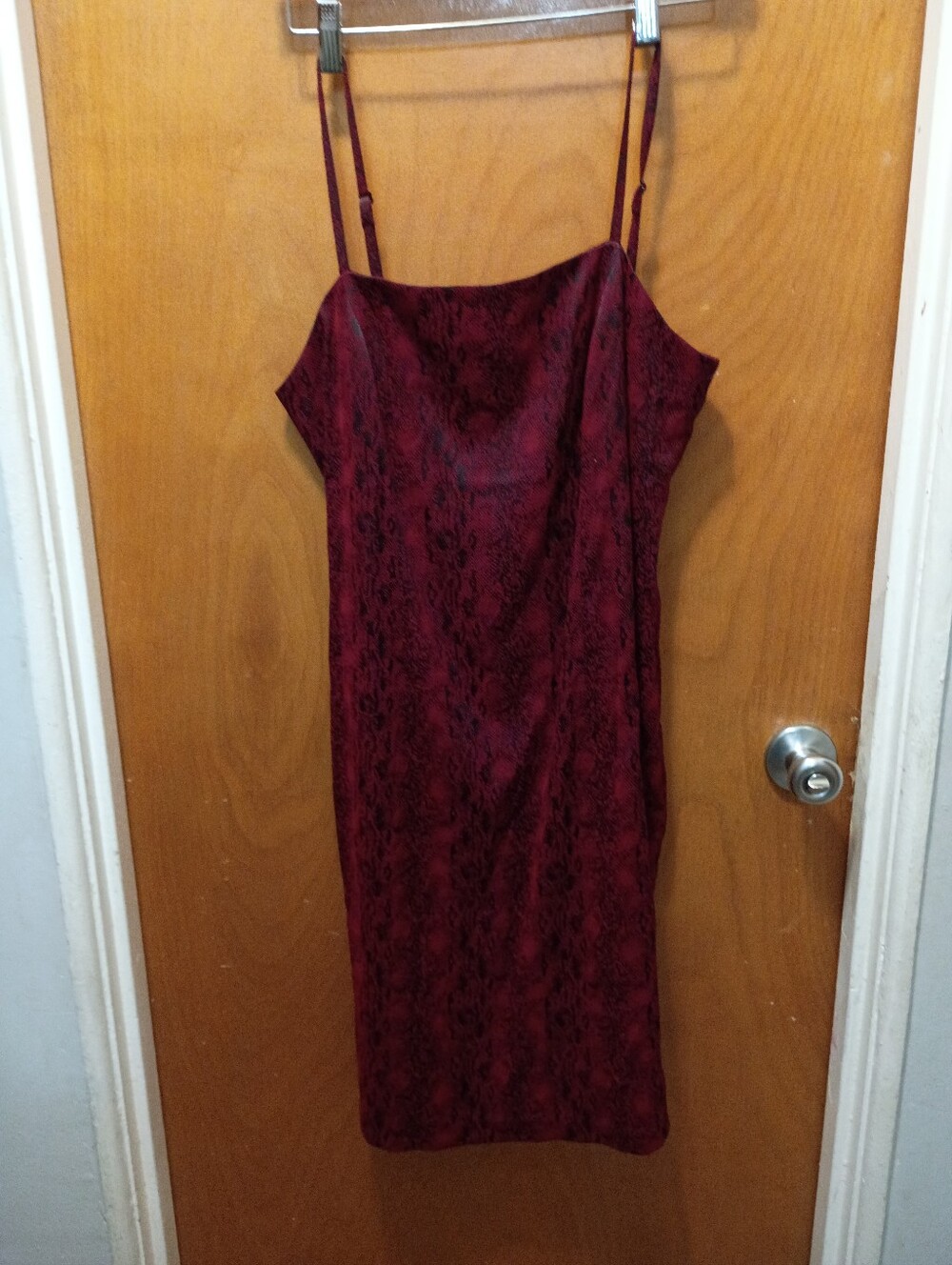 Express Burgundy Midi Slip Dress with Subtle Snake Skin Patternress